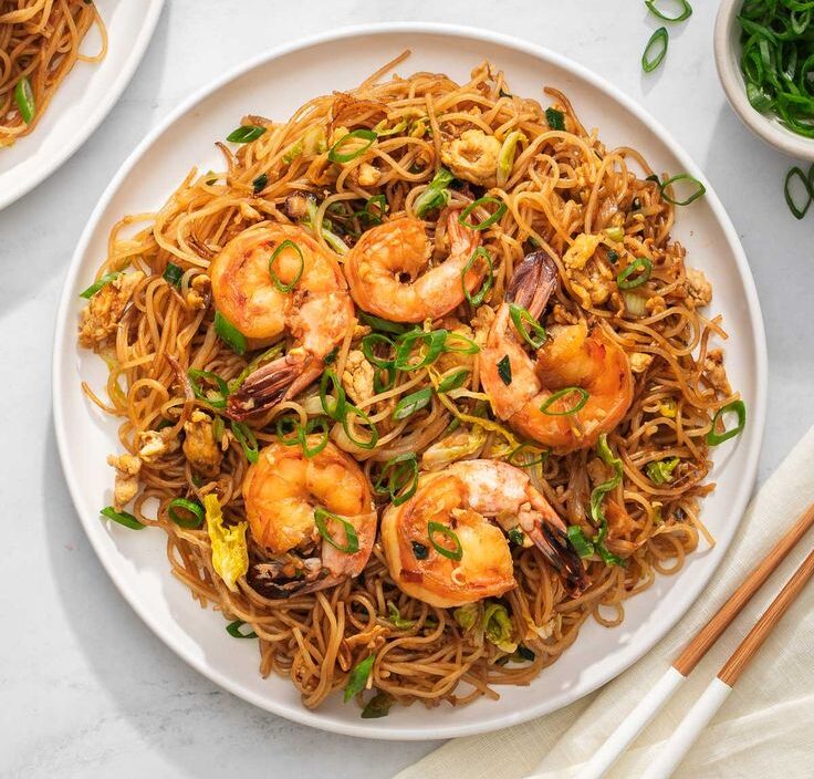 bihun goreng (vermicelli stir fry)